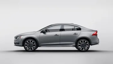 Volvo to sell S60 Cross Country in America in limited numbers